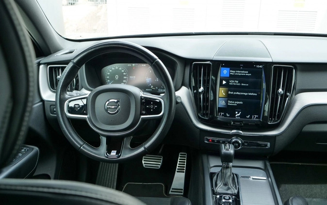 Volvo XC 60 cena 129900 przebieg: 151522, rok produkcji 2018 z Głogów Małopolski małe 529